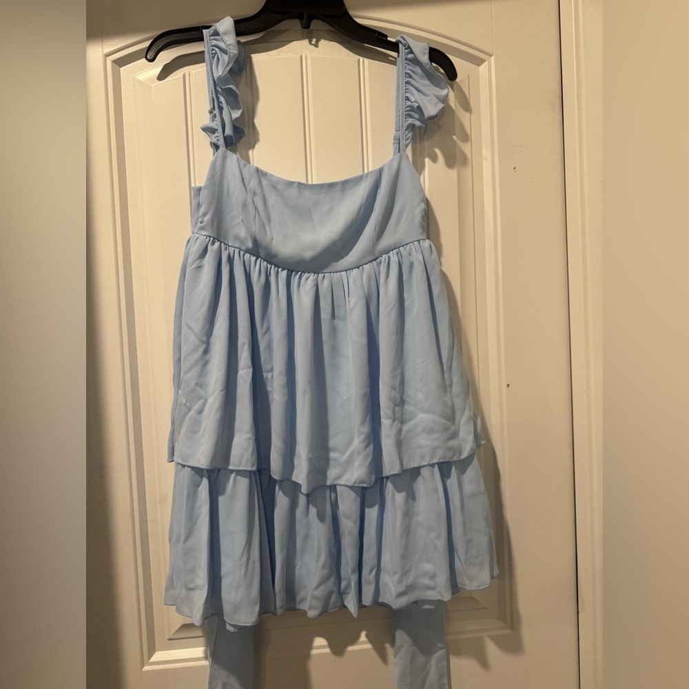 Lulus Ruffle Blue Tie Back Dress
Size Small